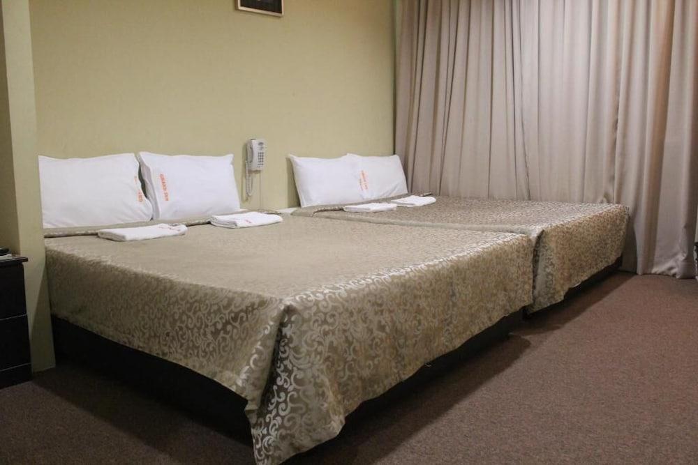 Grand Inn Hotel - Macalister Road George Town Eksteriør billede