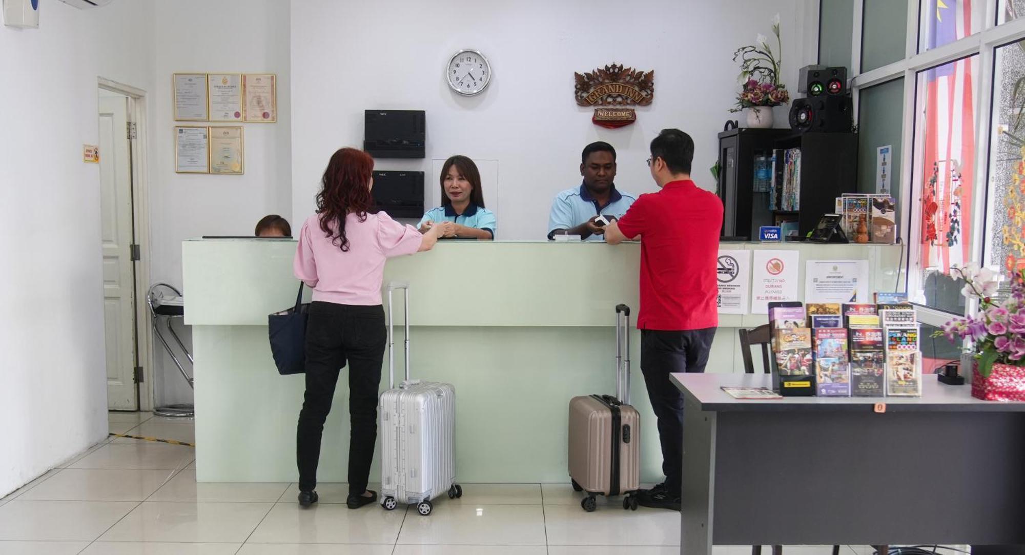 Grand Inn Hotel - Macalister Road George Town Eksteriør billede